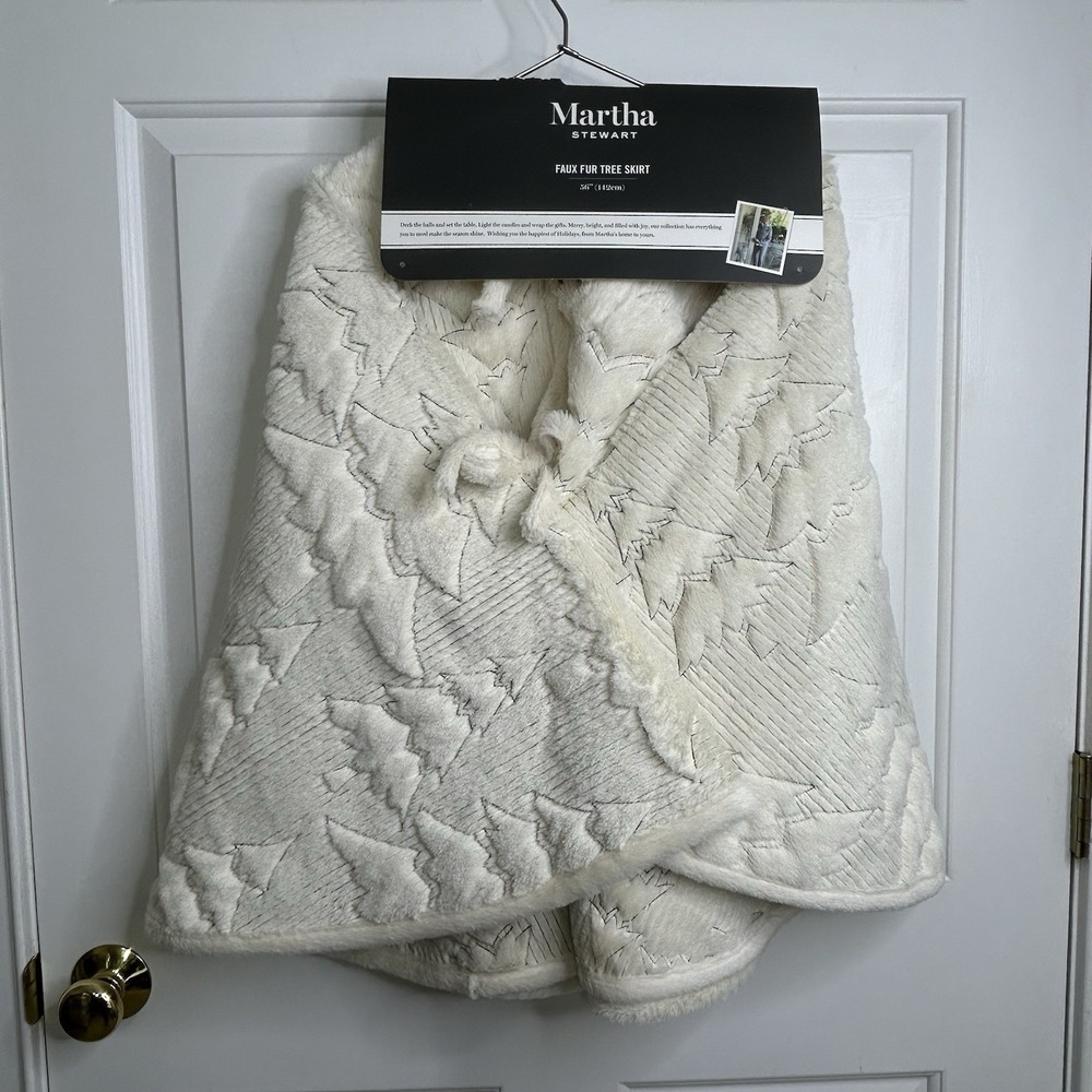 Martha Stewart Faux Fur Tree Skirt Cream Off White Beige 56" Stitched Trees New